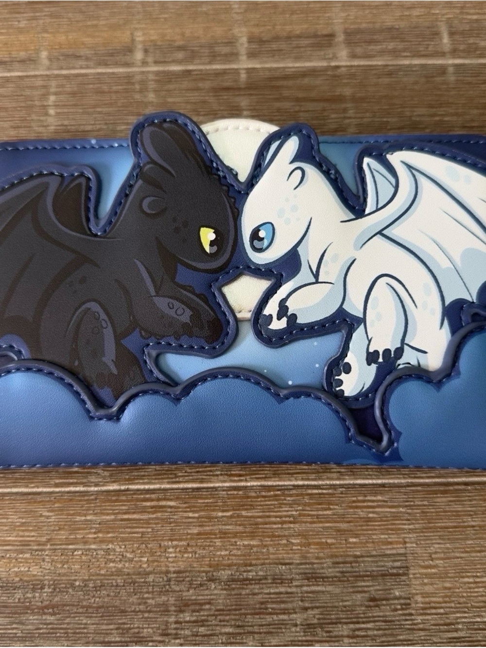 Dreamworks How To Train Your Dragon Loungefly Wallet Toothless Lightfury NWOT